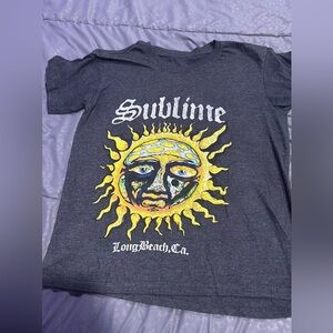Super cute Graphic T-shirt!